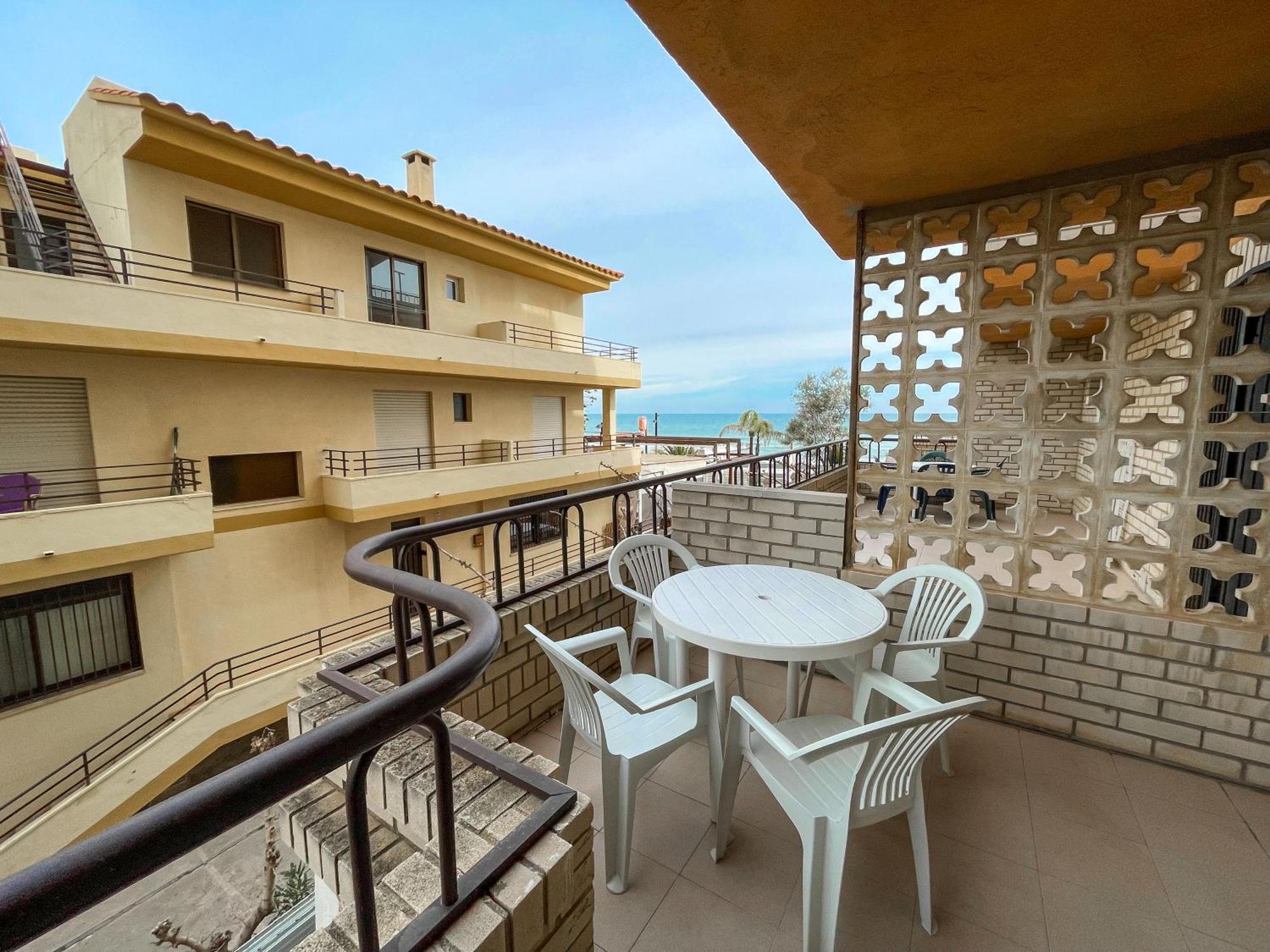 Apartamentos Bernat 3000 Oropesa del Mar Esterno foto